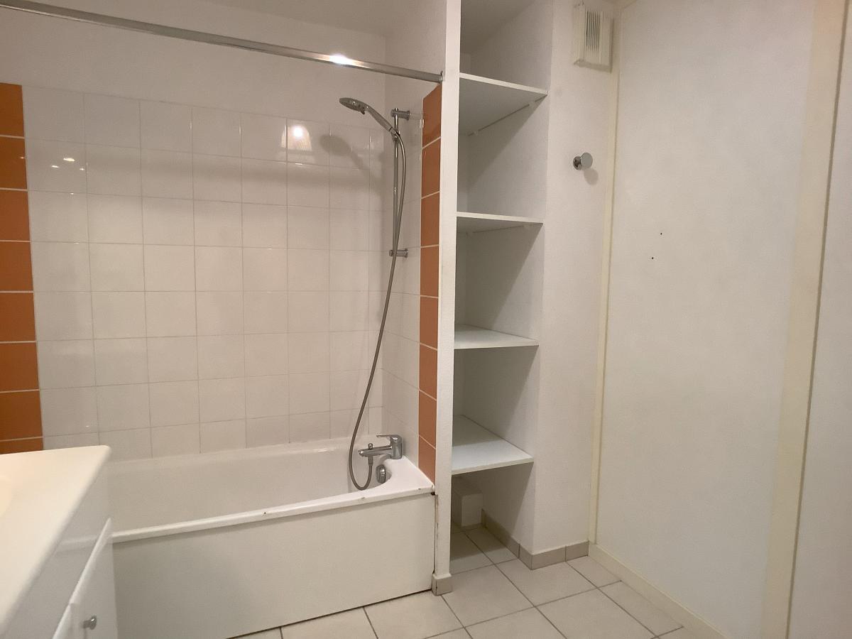 
																																							2 pièces - 
																																						RDC - 40m² - 195 000 € - Photo #5