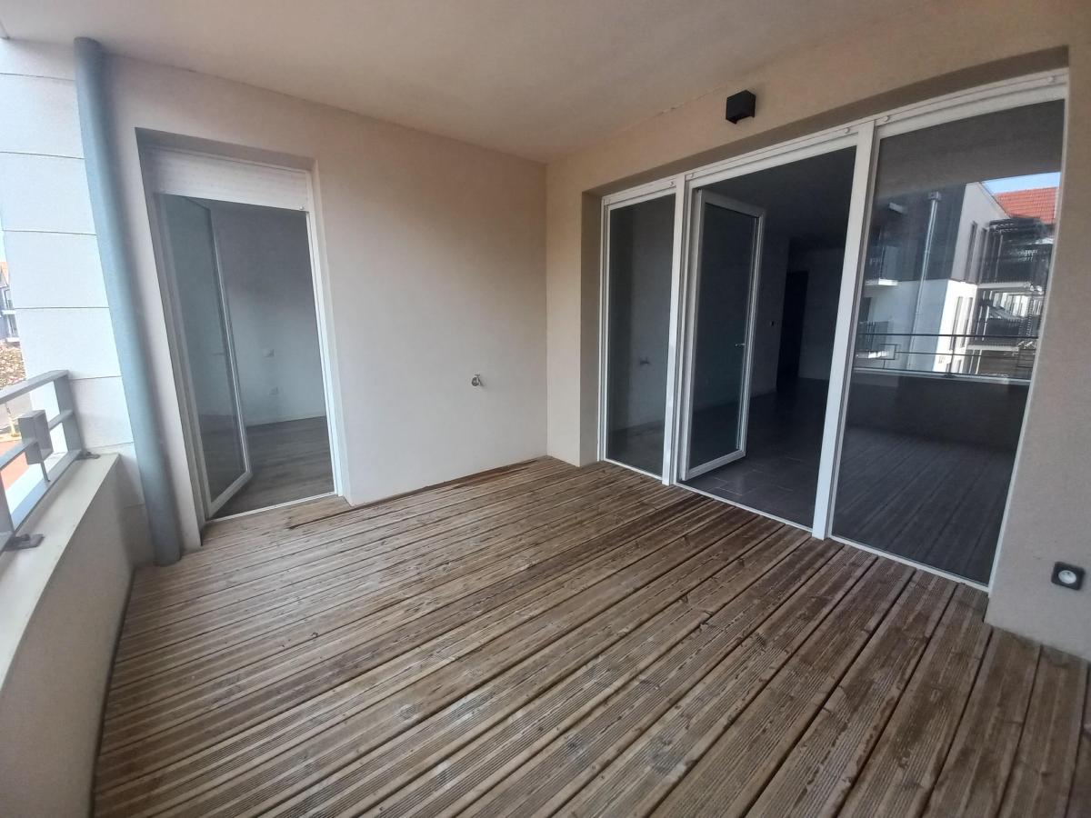 4 pièces - 1er étage - 90m² - 1 051,75 € - Photo #2