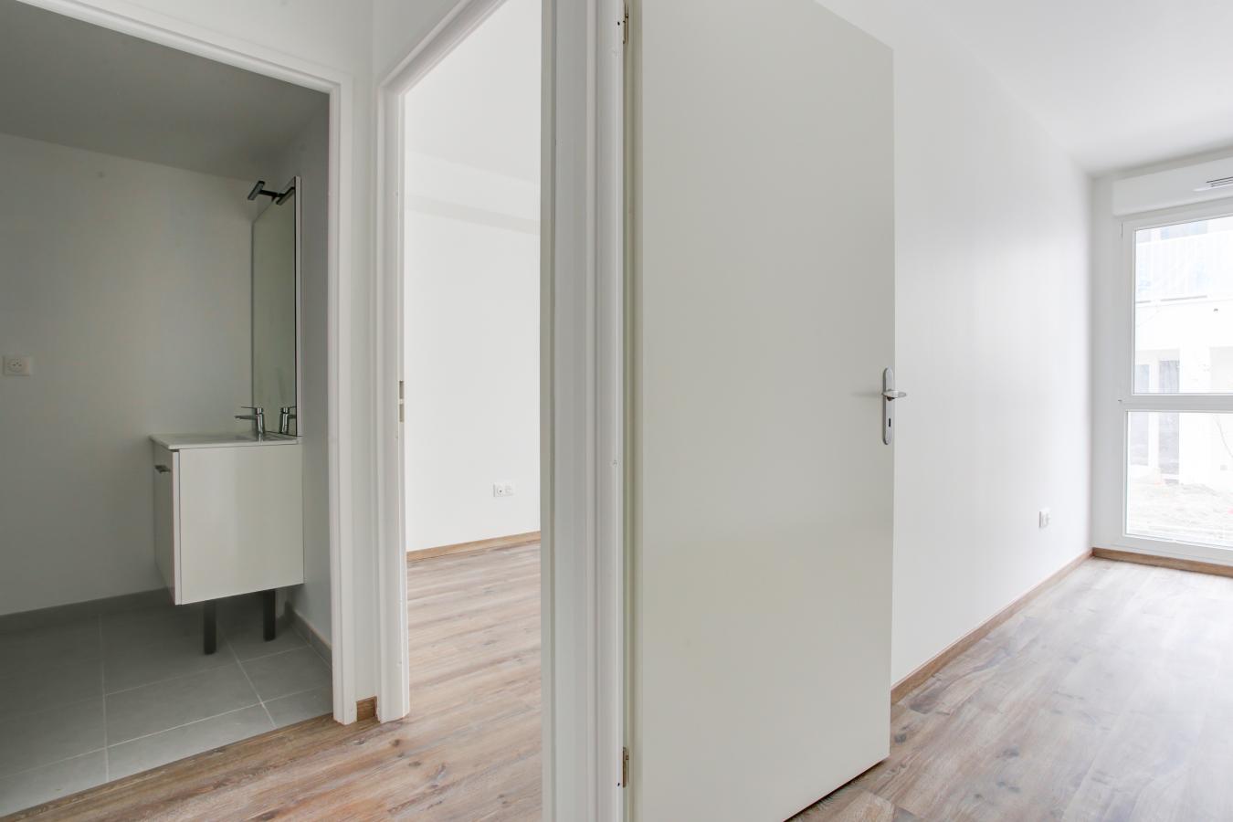 
																																							3 pièces - 
																																						RDC - 63m² - 750,42 € - Photo #7