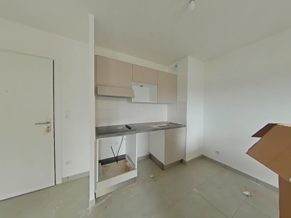 
																			2 pièces - 
																		RDC - 41m² - 640,85 € - Photo #2