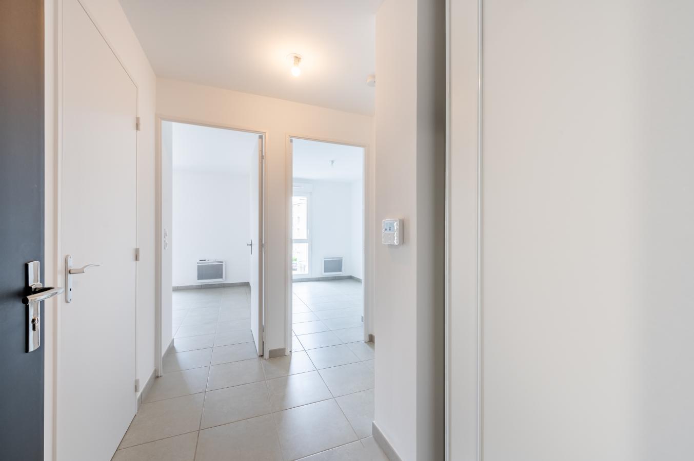 
																																							3 pièces - 
																																						4ème étage - 58m² - 735,80 € - Photo #2