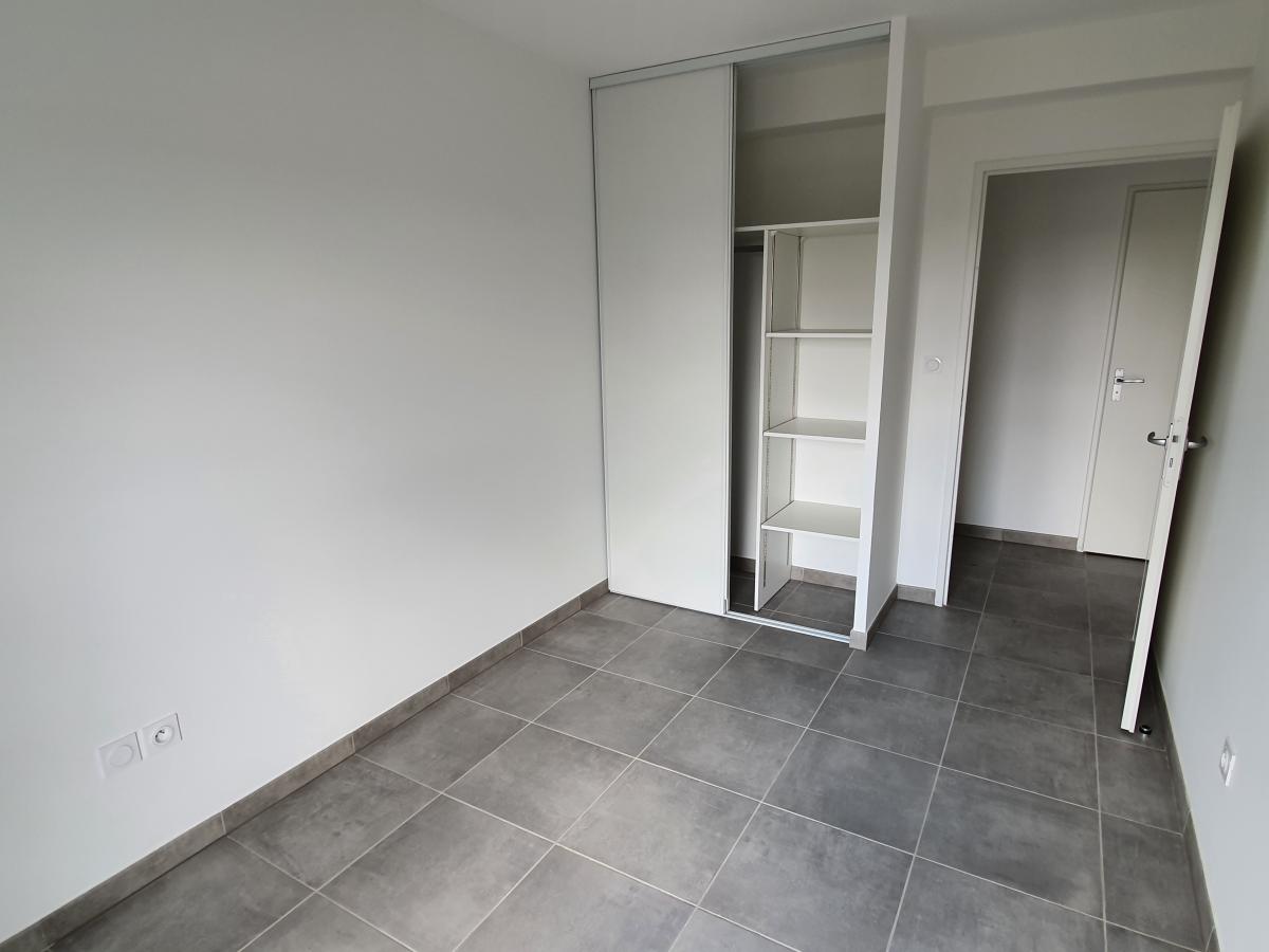 
																																							3 pièces - 
																																						1er étage - 61m² - 616,48 € - Photo #3