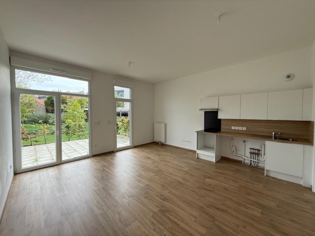 
																			2 pièces - 
																		RDC - 53m² - 873,80 € - Photo #4
