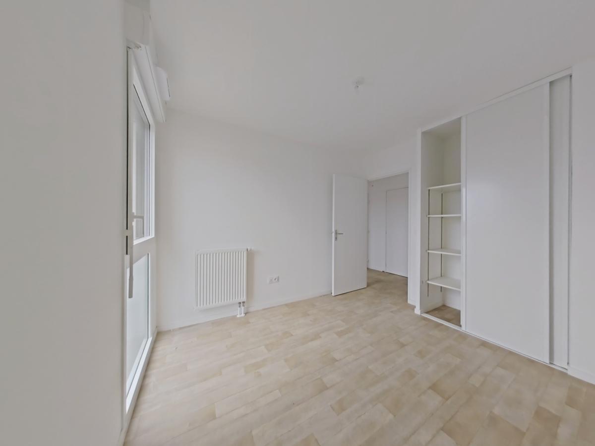 
																																							3 pièces - 
																																						2ème étage - 60m² - 738,27 € - Photo #4