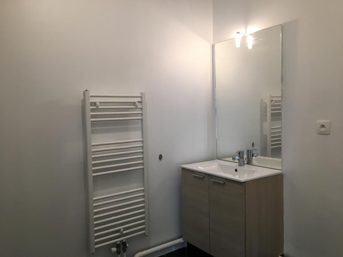 
																																							2 pièces - 
																																						2ème étage - 47m² - 736,79 € - Photo #4