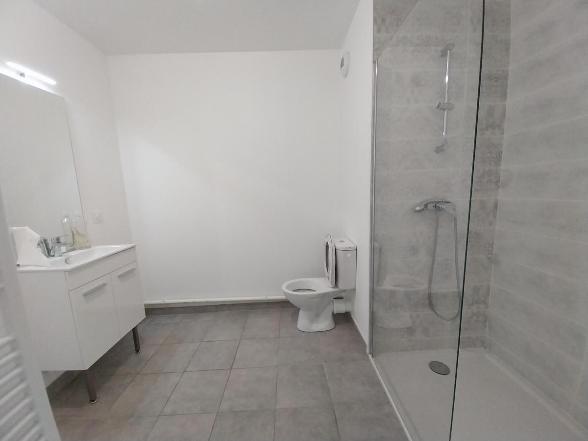 
																																							2 pièces - 
																																						2ème étage - 47m² - 601,74 € - Photo #6