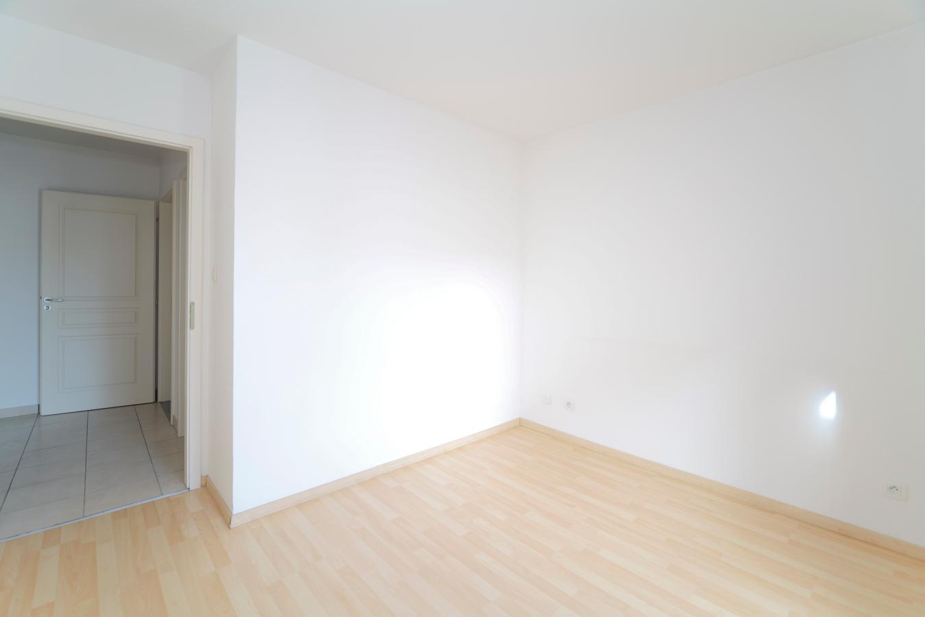 
																			5 pièces - 
																		3ème étage - 119m² - 980,24 € - Photo #3