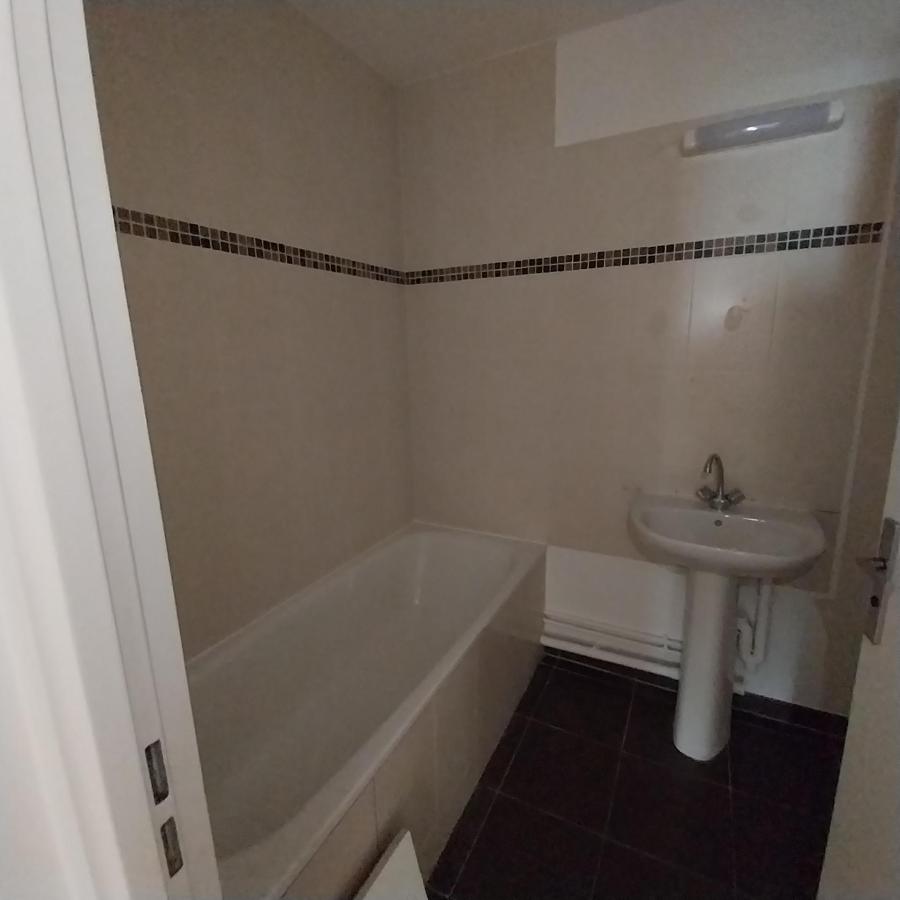 
																																							2 pièces - 
																																						RDC - 42m² - 190 000 € - Photo #4