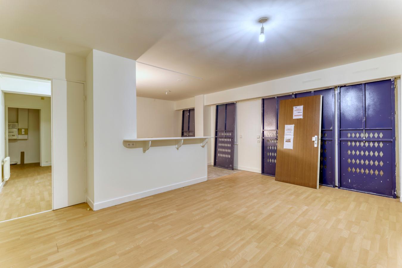 
																			2 pièces - 
																		RDC - 64m² - 143 000 € - Photo #6