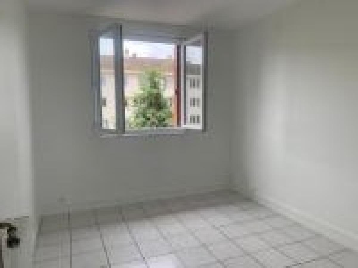 
																			3 pièces – 
																		4ème étage – 56m² - 215 000 € - Photo #5