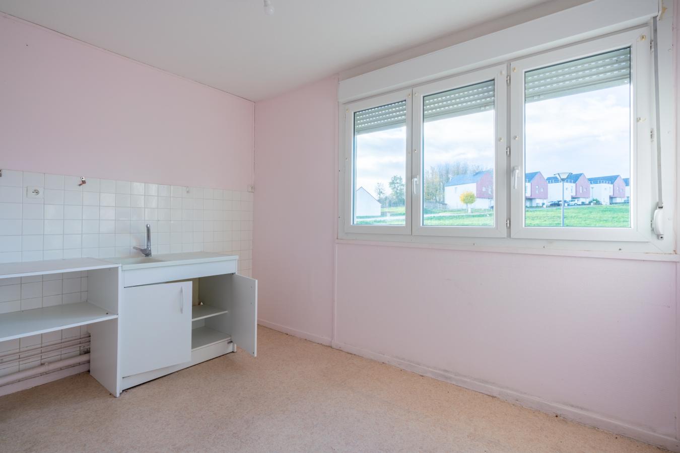 
																																							4 pièces - 
																																						RDC - 77m² - 525,20 € - Photo #5