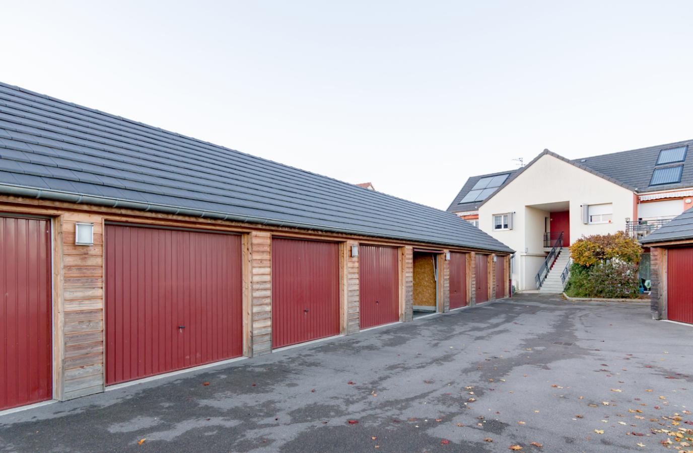 2 pièces - 1er étage - 52m² - 399,36 € - Photo #1