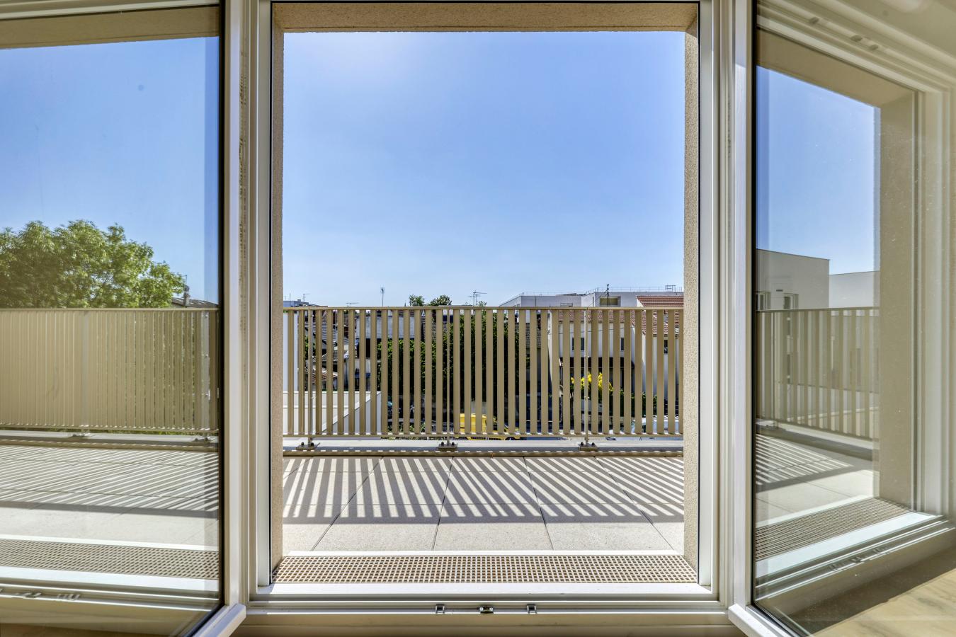 
																																							3 pièces - 
																																						2ème étage - 63m² - 1 163,70 € - Photo #1