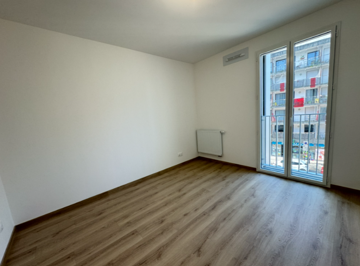 
																																							3 pièces - 
																																						2ème étage - 68m² - 932,88 € - Photo #3