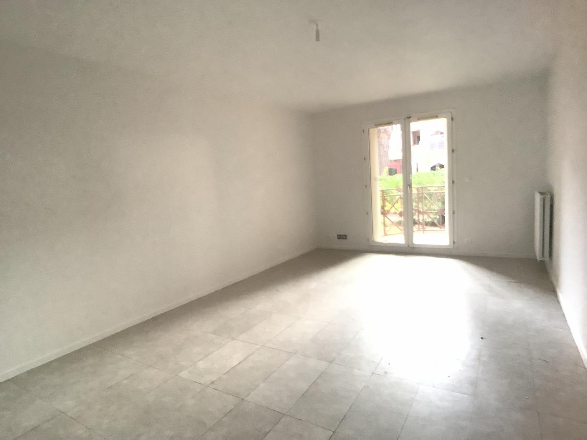 4 pièces - RDC - 95m² - 169 000 € - Photo #3