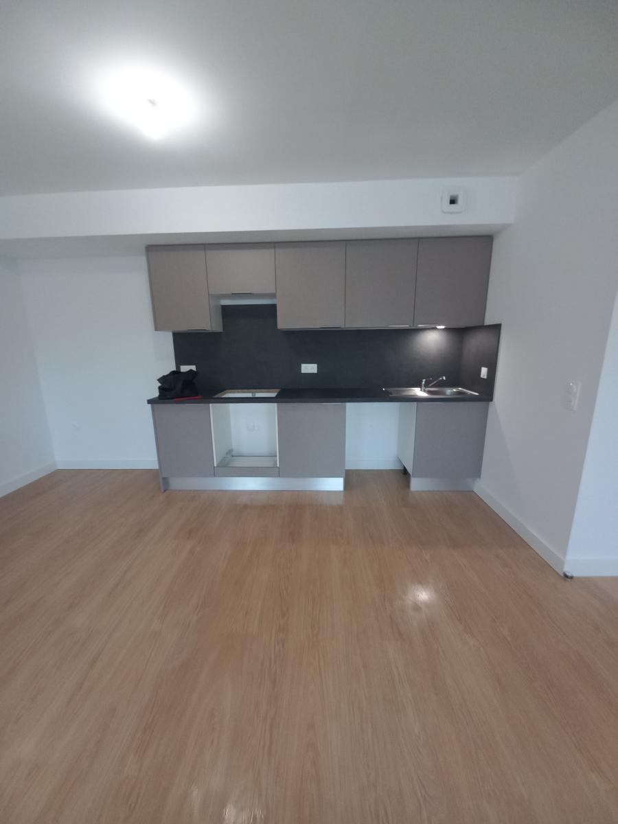 
																																							3 pièces - 
																																						2ème étage - 61m² - 725,91 € - Photo #3