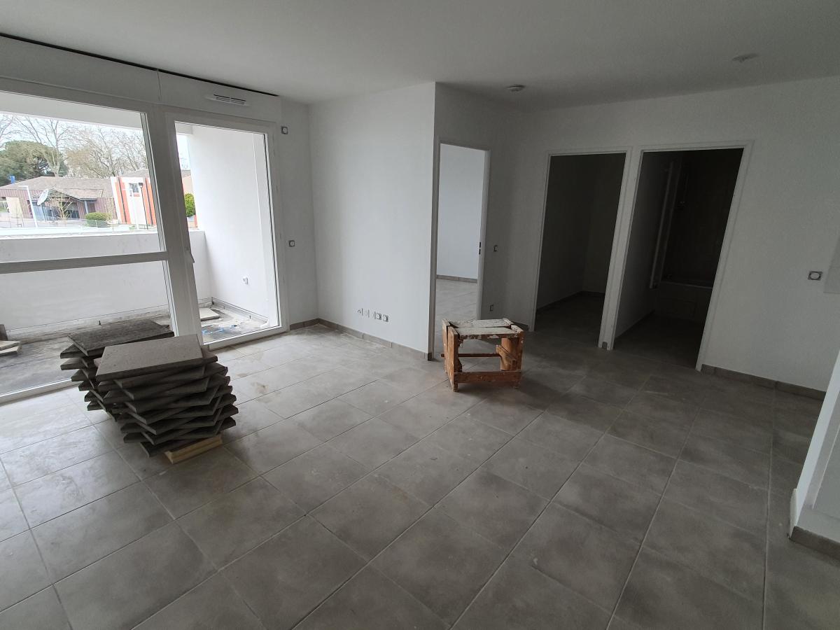 2 pièces - 1er étage - 44m² - 516,59 € - Photo #1