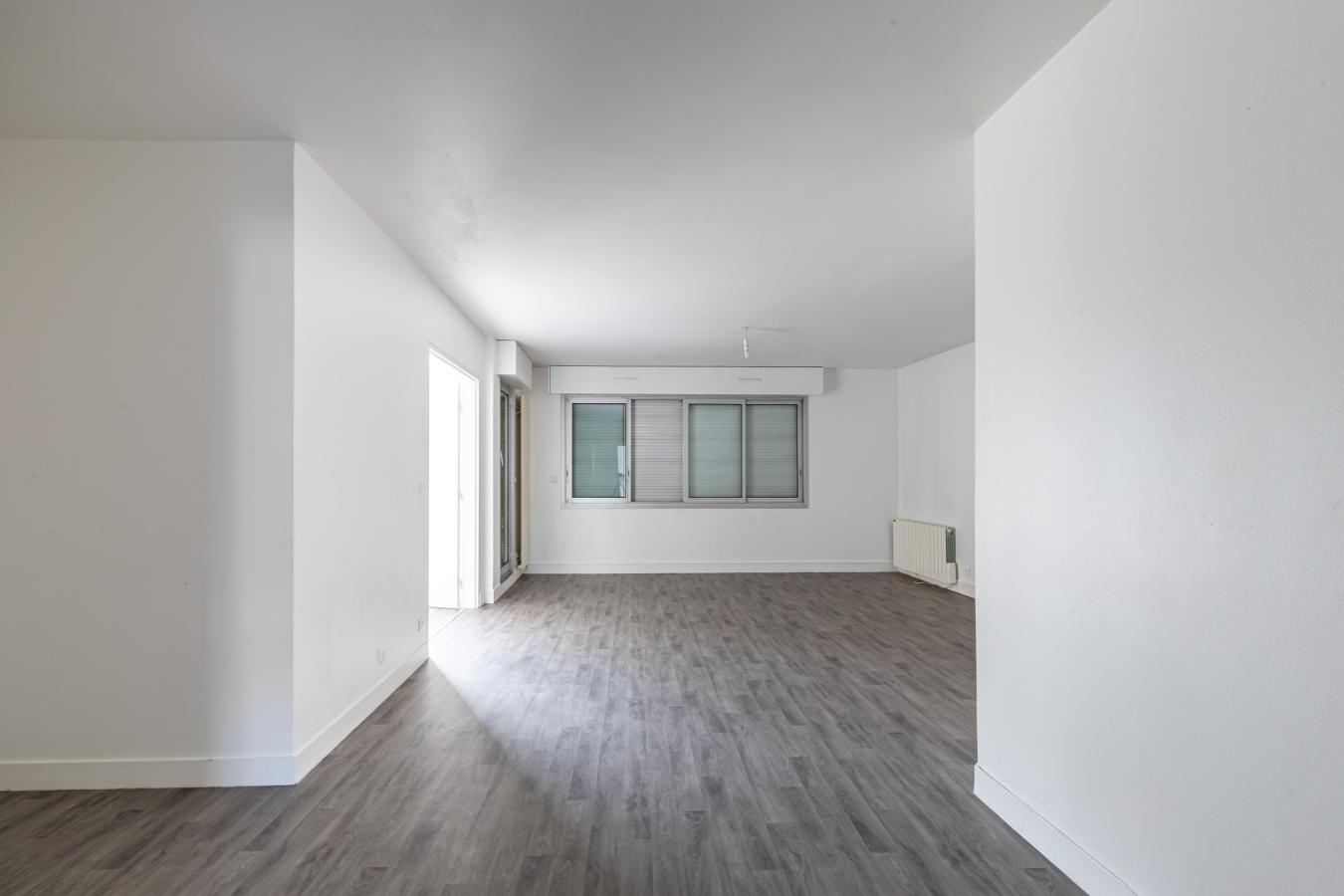 5 pièces - 4ème étage - 112m² - 3 112,00 € - Photo #0