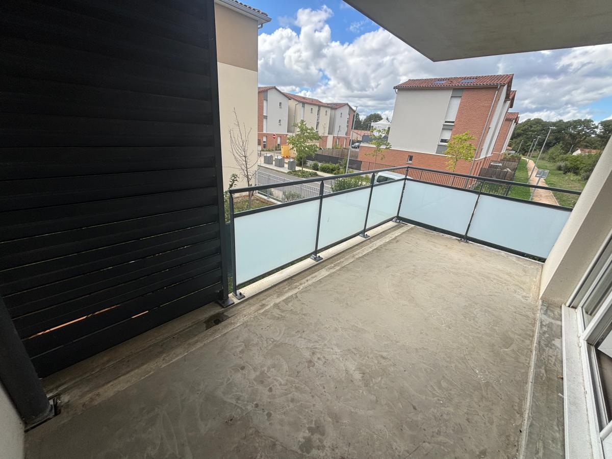 
																																							3 pièces - 
																																						1er étage - 66m² - 698,31 € - Photo #5