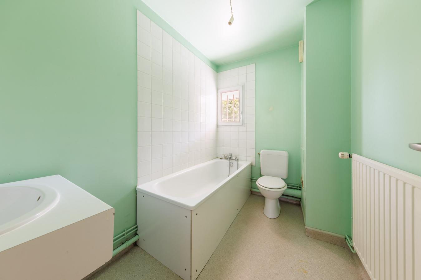 
																			5 pièces - 
																		RDC - 95m² - 177 000 € - Photo #6