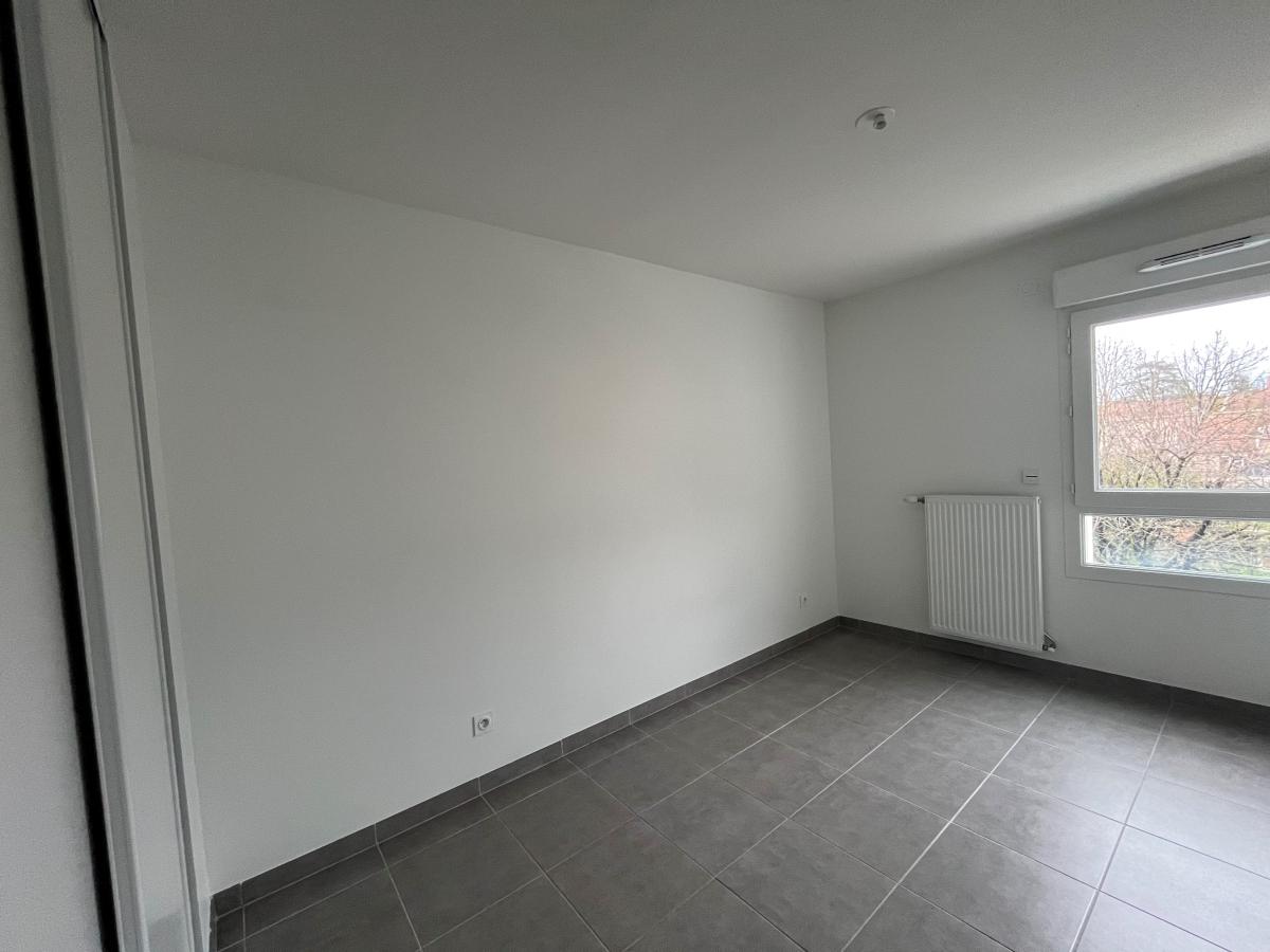 
																																							3 pièces - 
																																						1er étage - 69m² - 859,15 € - Photo #3