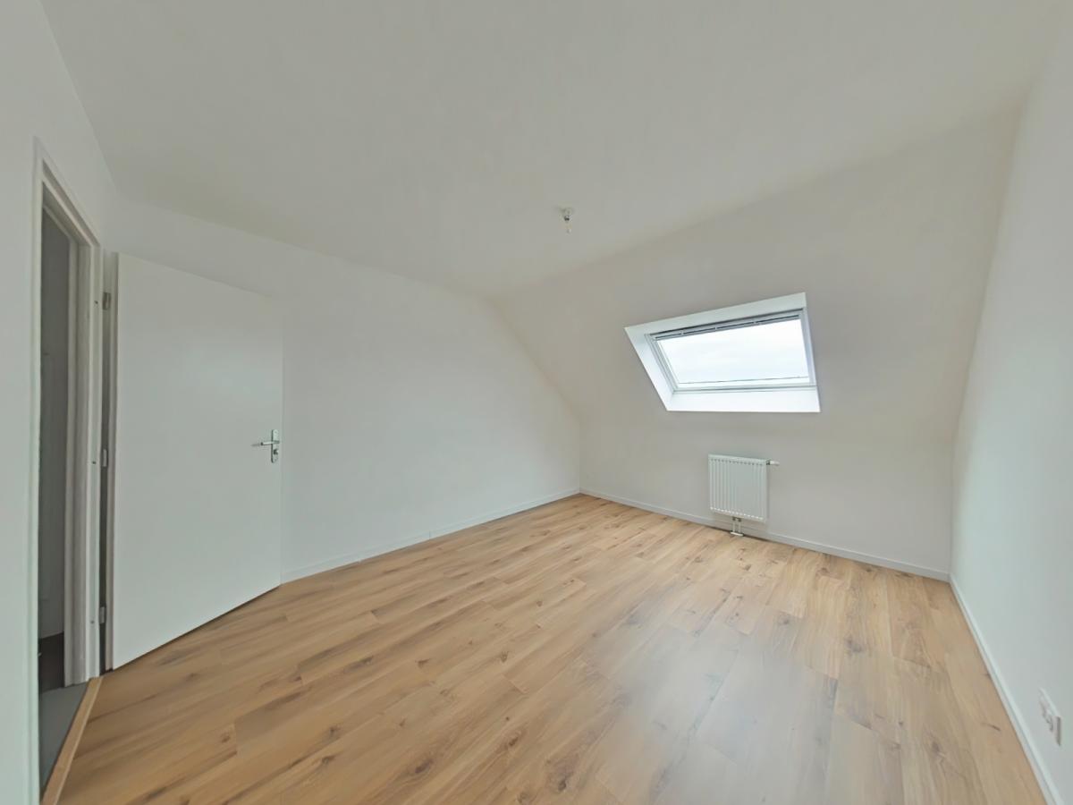 4 pièces - 3ème étage - 86m² - 924,98 € - Photo #4