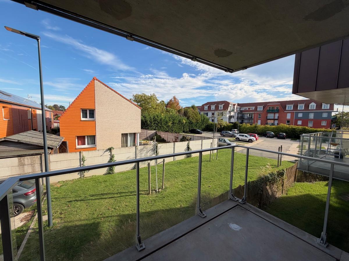 
																																							3 pièces - 
																																						1er étage - 62m² - 819,54 € - Photo #7