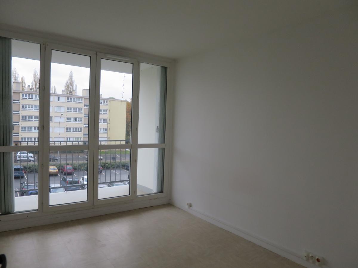 
																																							2 pièces - 
																																						2ème étage - 53m² - 753,29 € - Photo #2