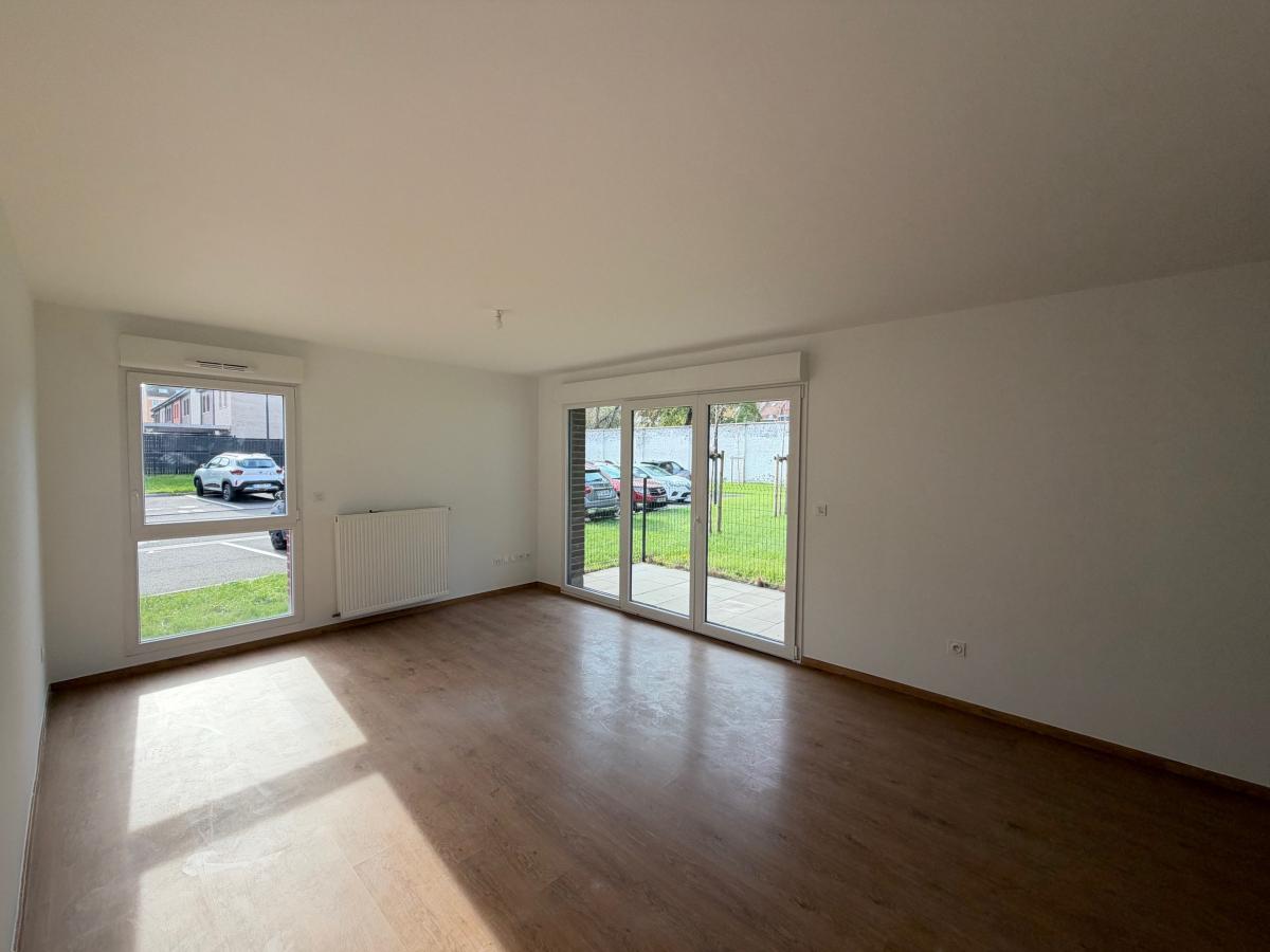
																																							3 pièces - 
																																						RDC - 69m² - 727,81 € - Photo #4