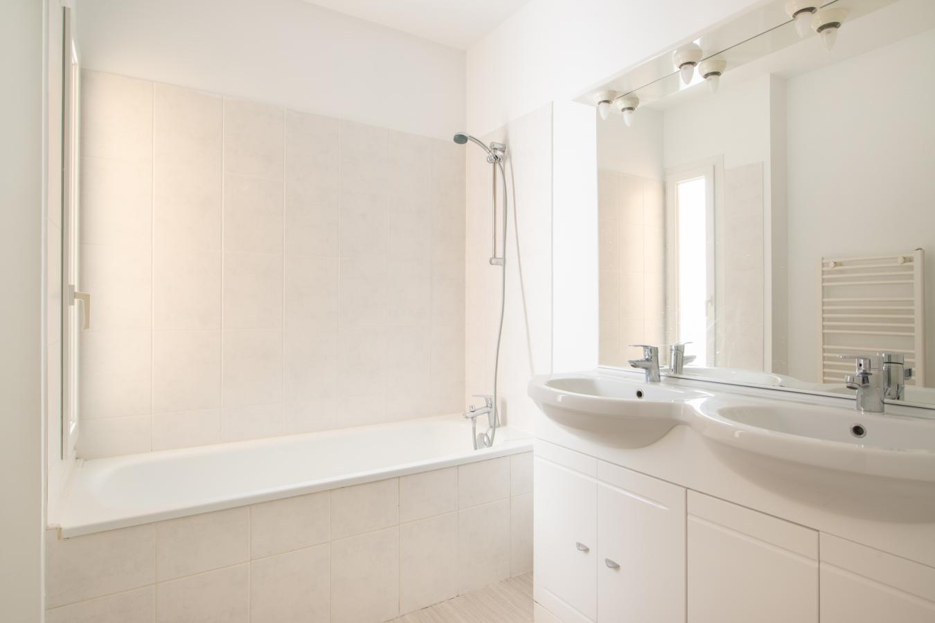 
																																							5 pièces - 
																																						RDC - 95m² - 265 000 € - Photo #5