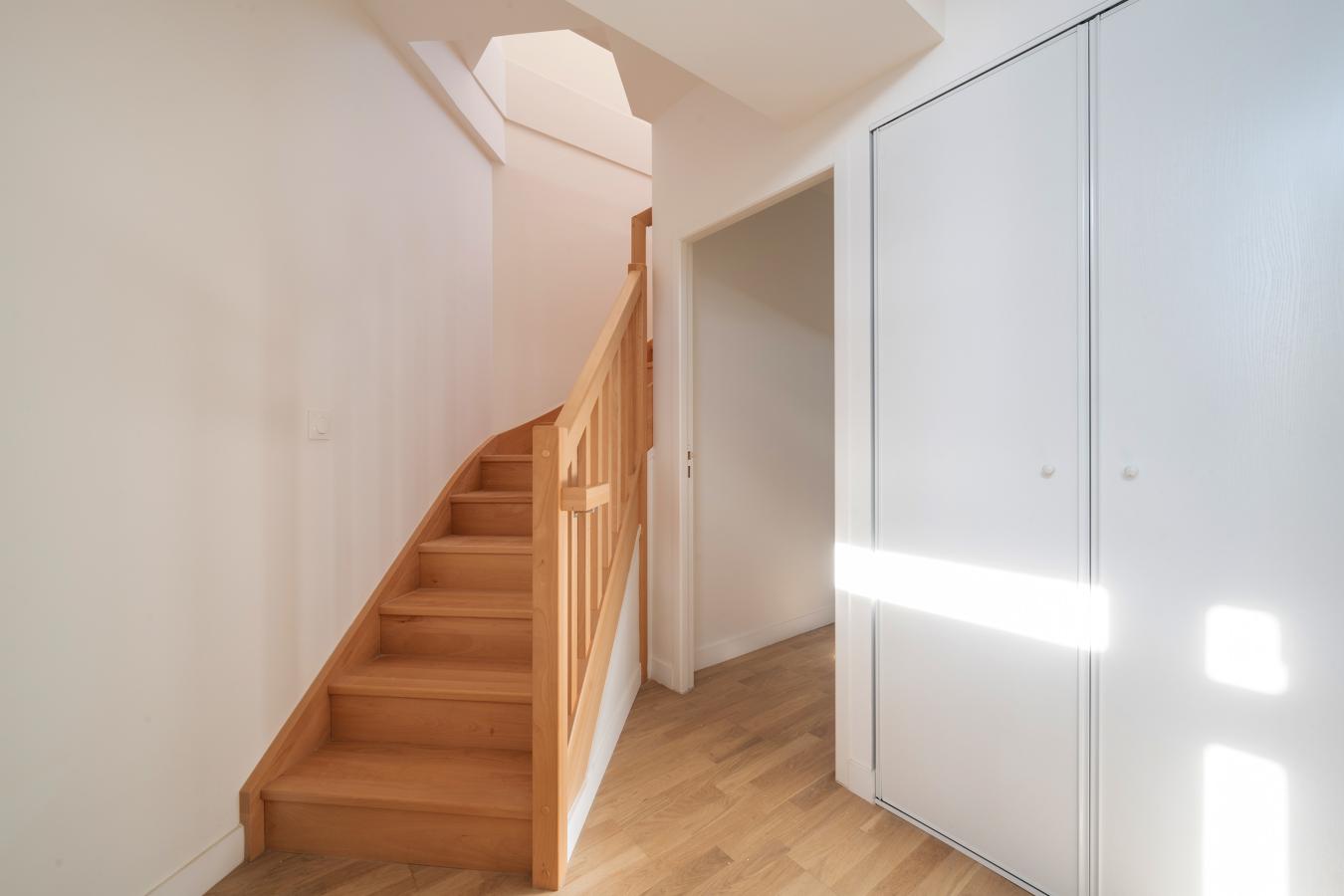 4 pièces - 2ème étage - 87m² - 1 735,01 € - Photo #4