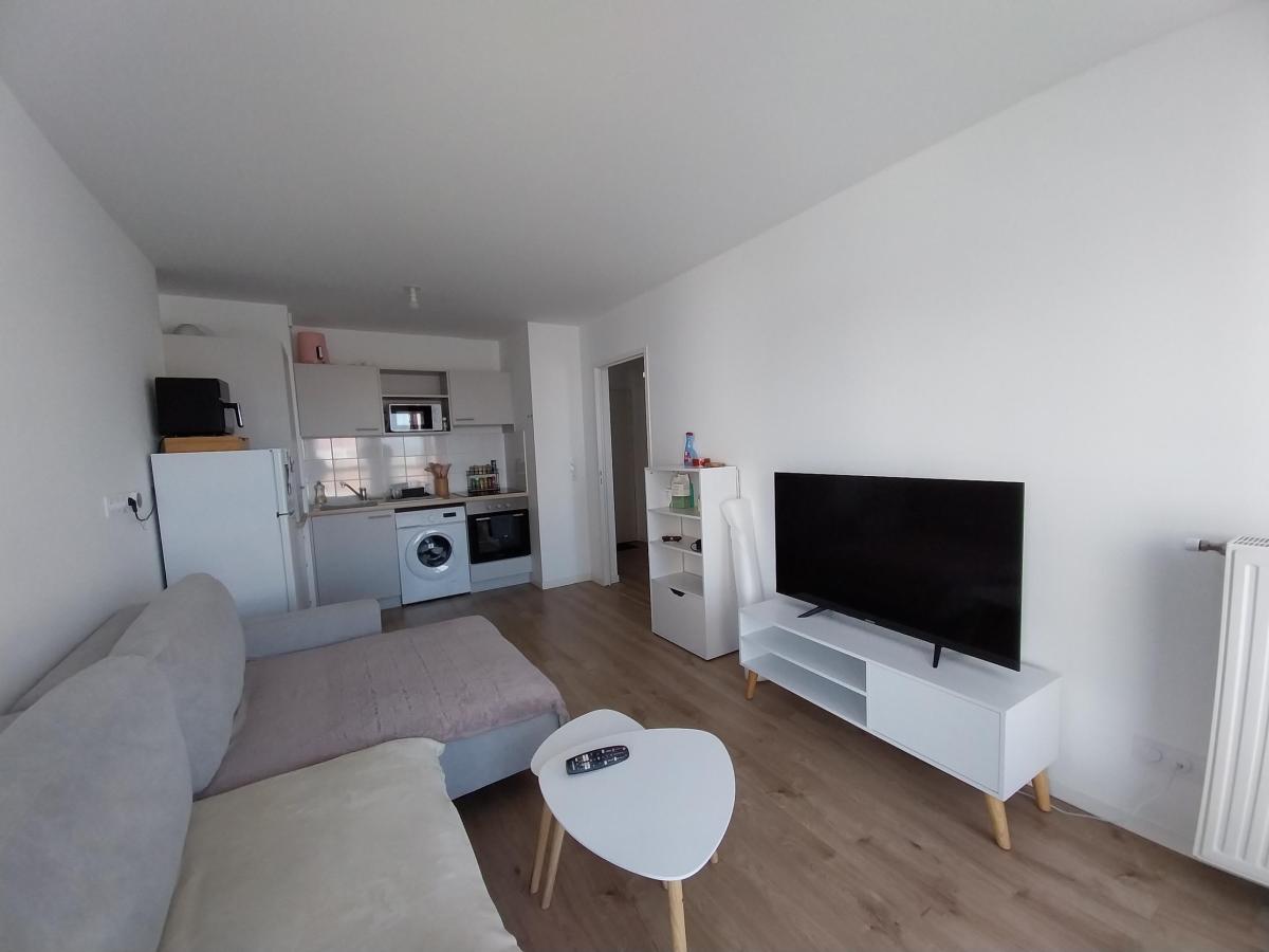 
																																							2 pièces - 
																																						4ème étage - 39m² - 547,80 € - Photo #3