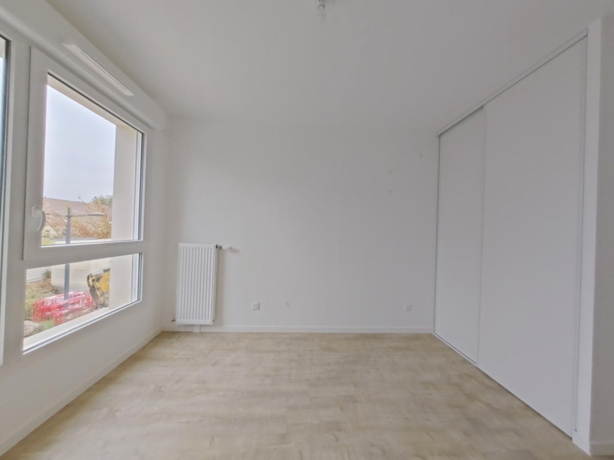 3 pièces - 1er étage - 60m² - 825,24 € - Photo #4