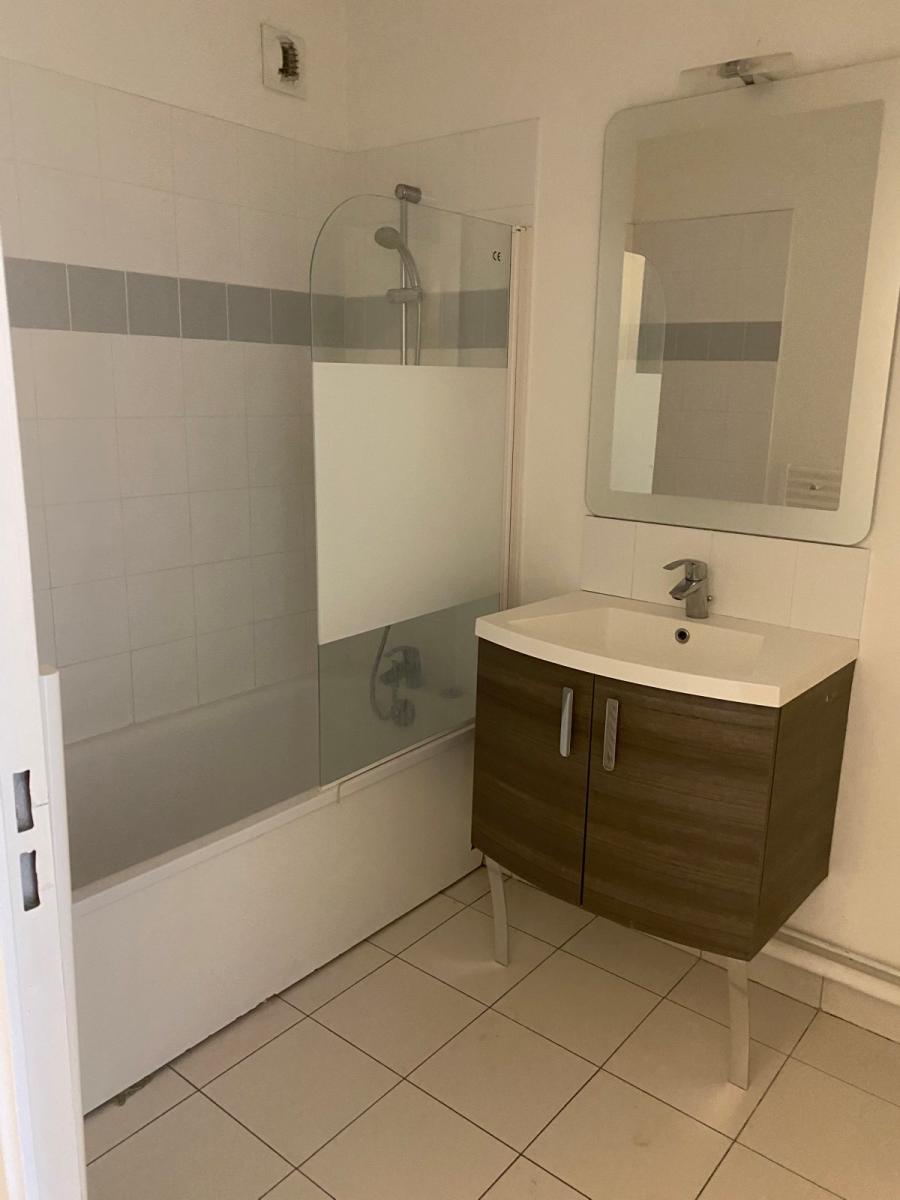 
																			2 pièces - 
																		2ème étage - 51m² - 1 615,92 € - Photo #2