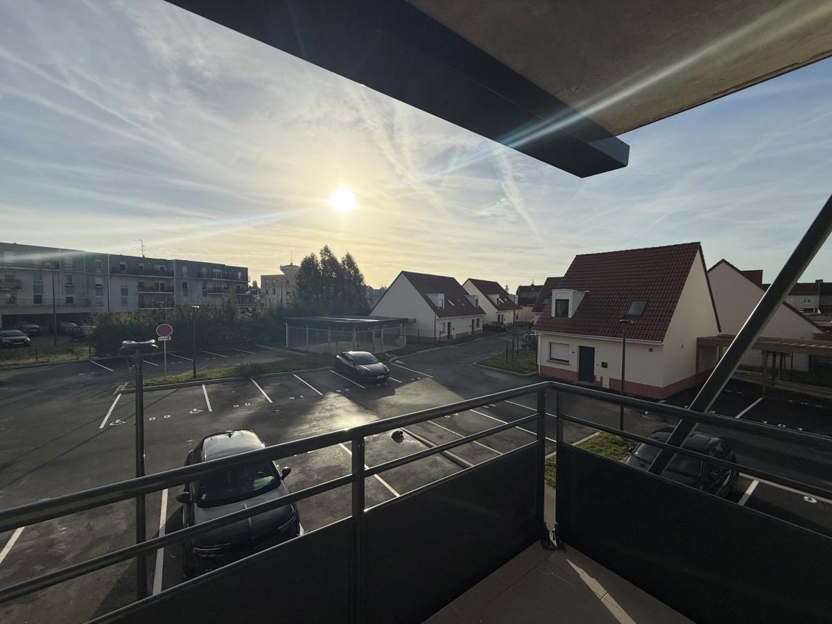 
																																							3 pièces - 
																																						1er étage - 65m² - 652,08 € - Photo #6