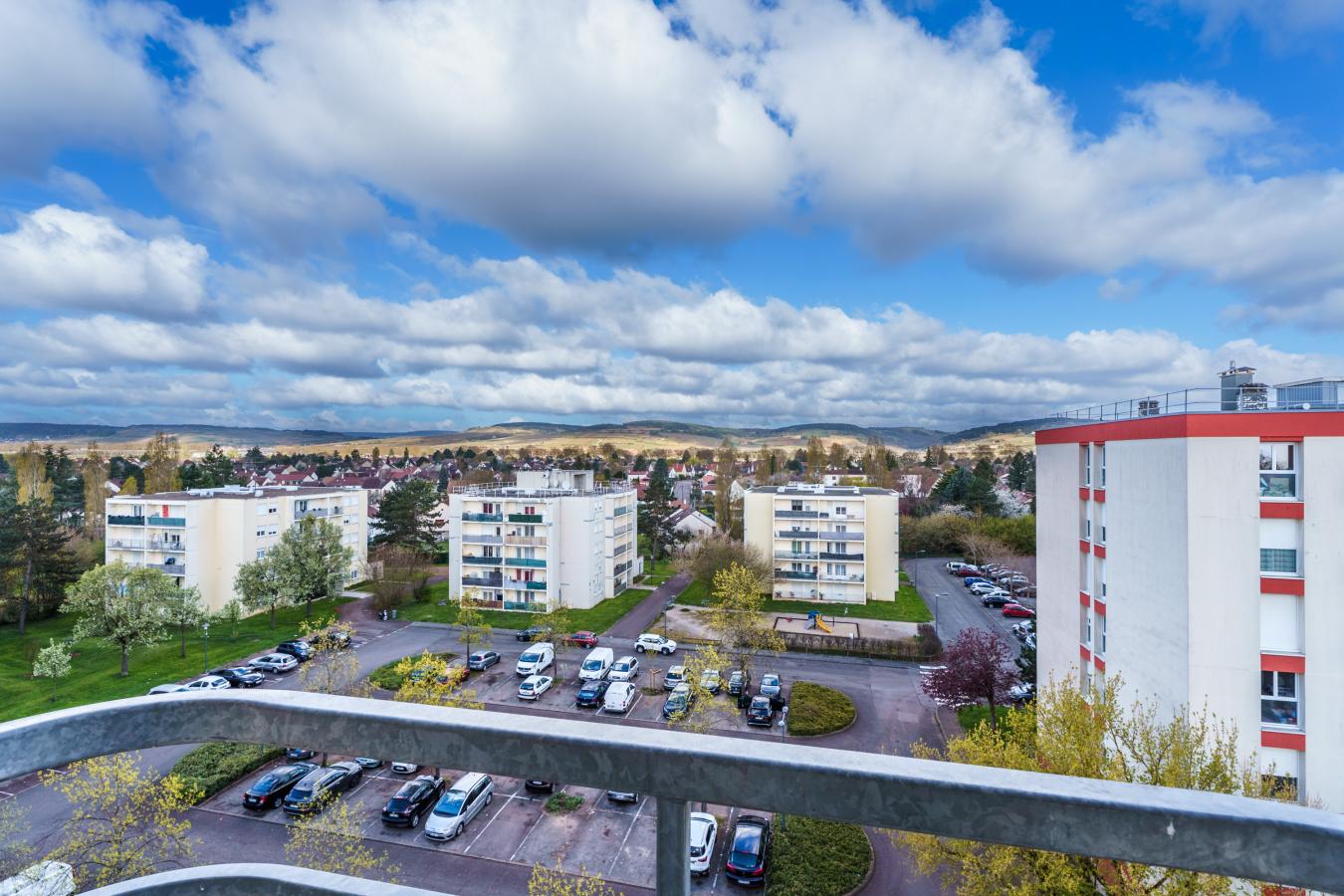 
																																							3 pièces - 
																																						7ème étage - 67m² - 654,95 € - Photo #2