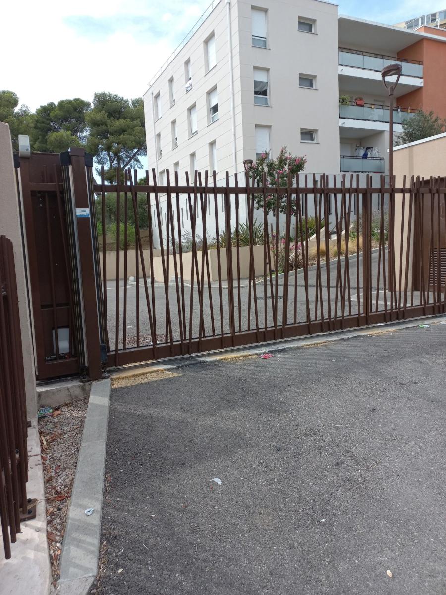 
																																							3 pièces - 
																																						2ème étage - 72m² - 922,55 € - Photo #1