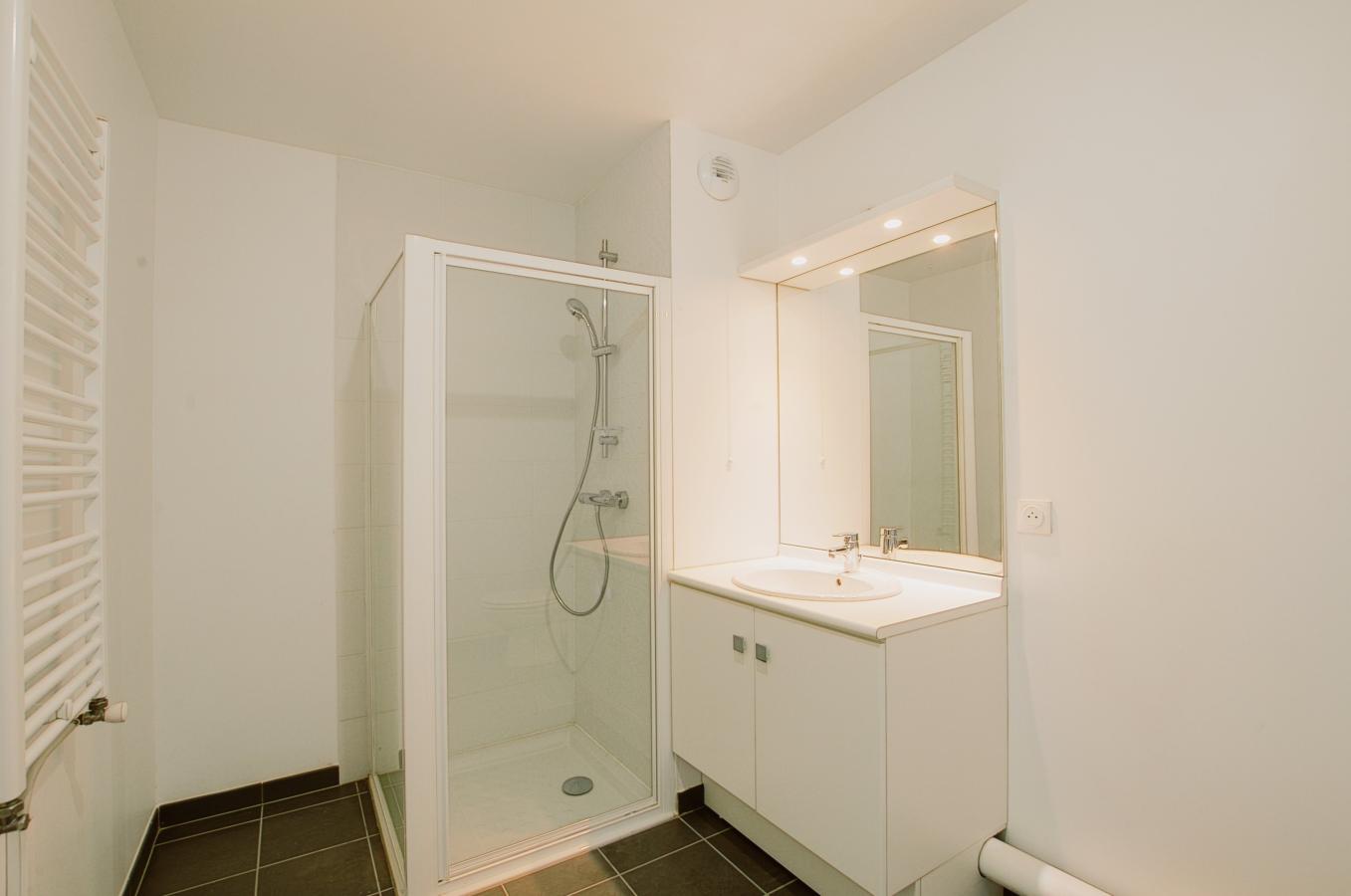 2 pièces - 4ème étage - 47m² - 888,21 € - Photo #2