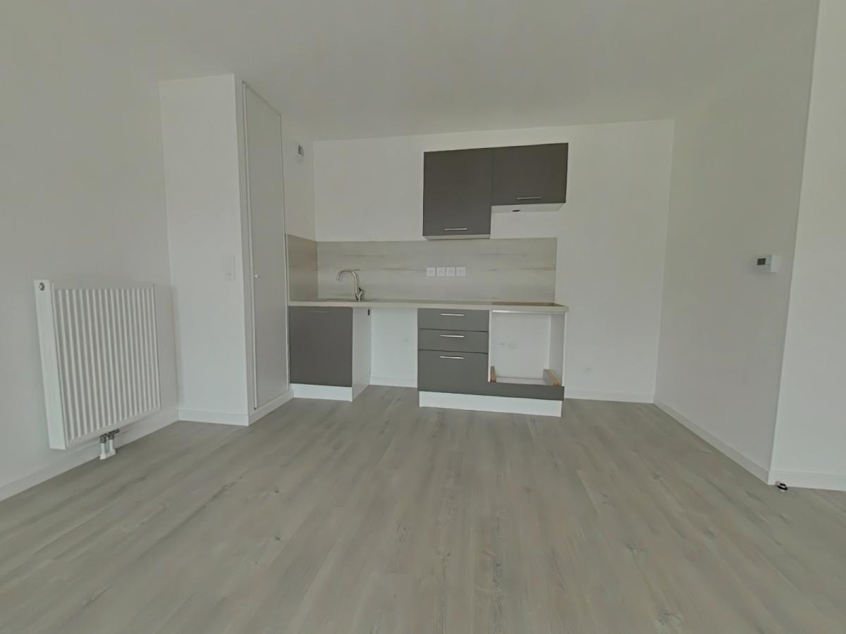 2 pièces - 2ème étage - 44m² - 543,05 € - Photo #2
