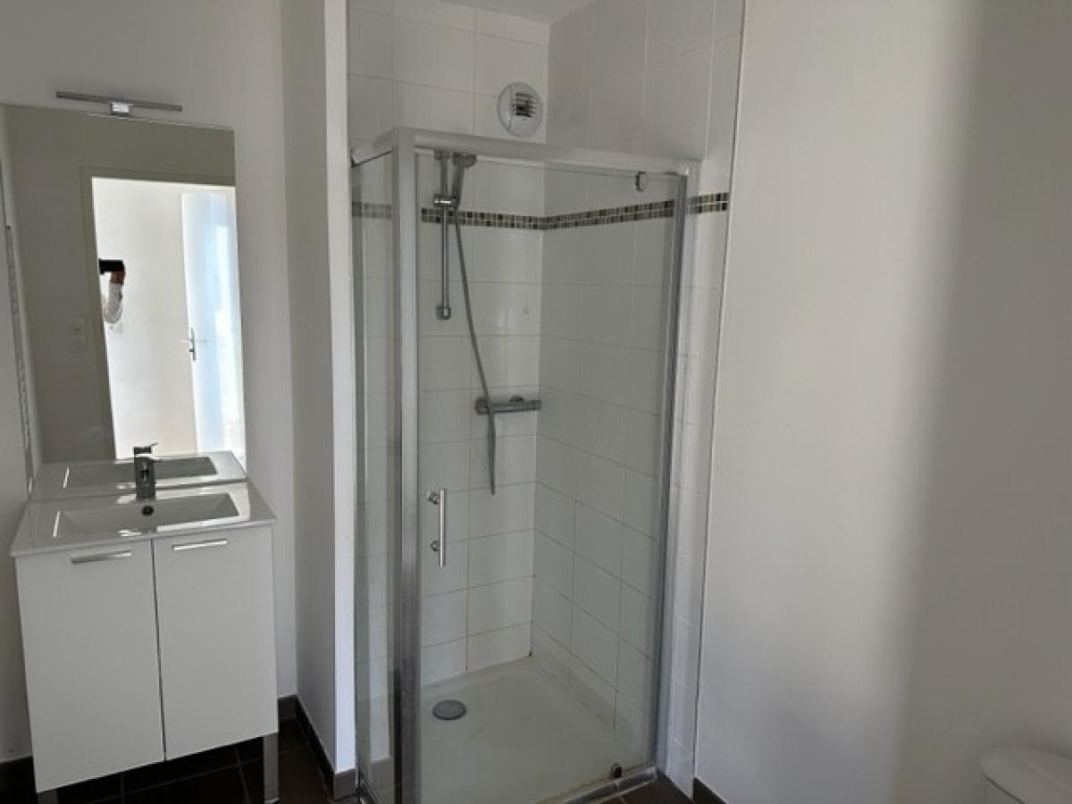 1 pièce - 5ème étage - 27m² - 412,75 € - Photo #1