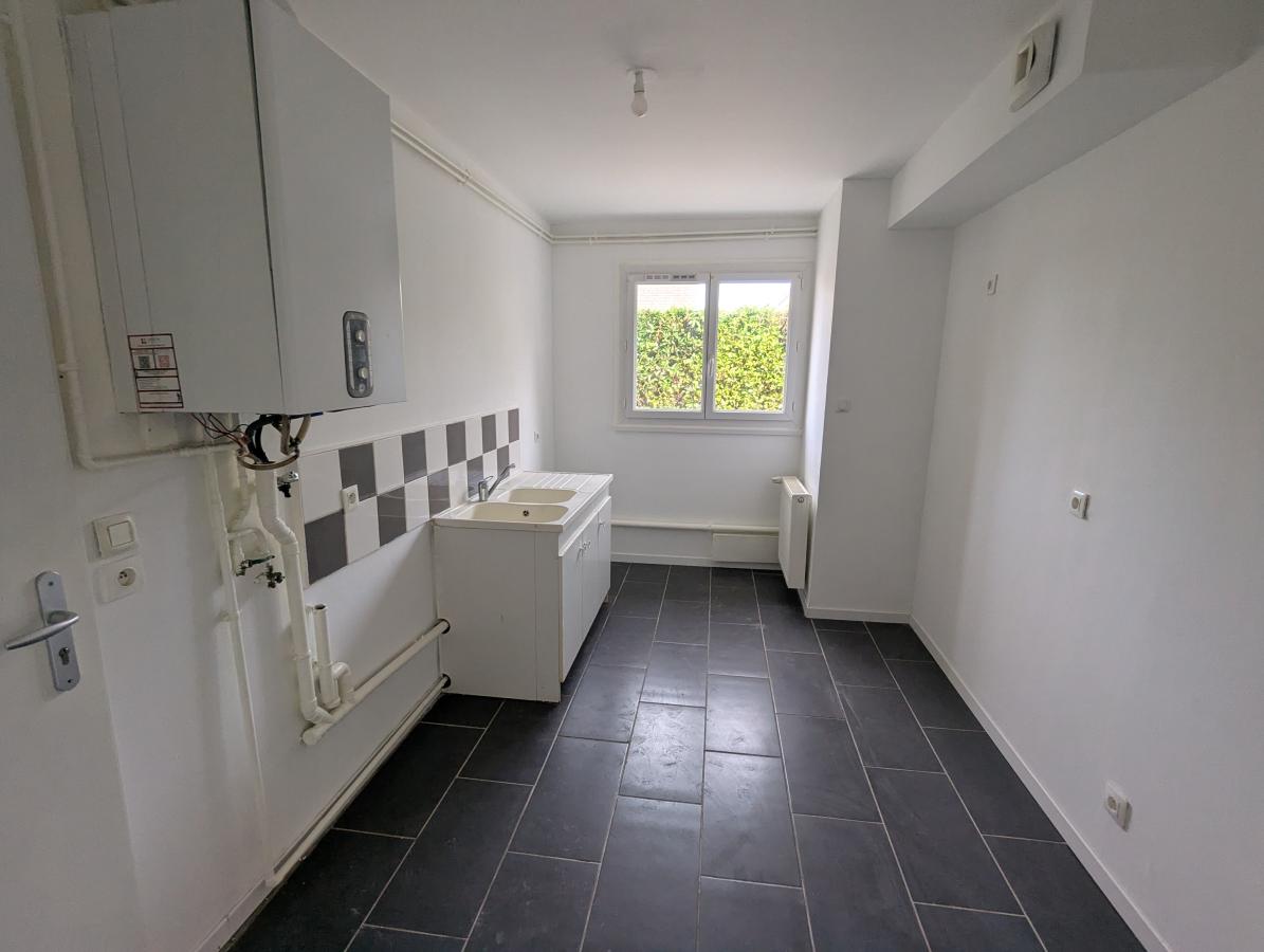 
																																							5 pièces - 
																																						RDC - 98m² - 225 000 € - Photo #1