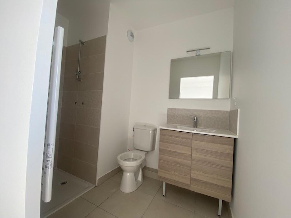 4 pièces - 4ème étage - 111m² - 1 201,66 € - Photo #5