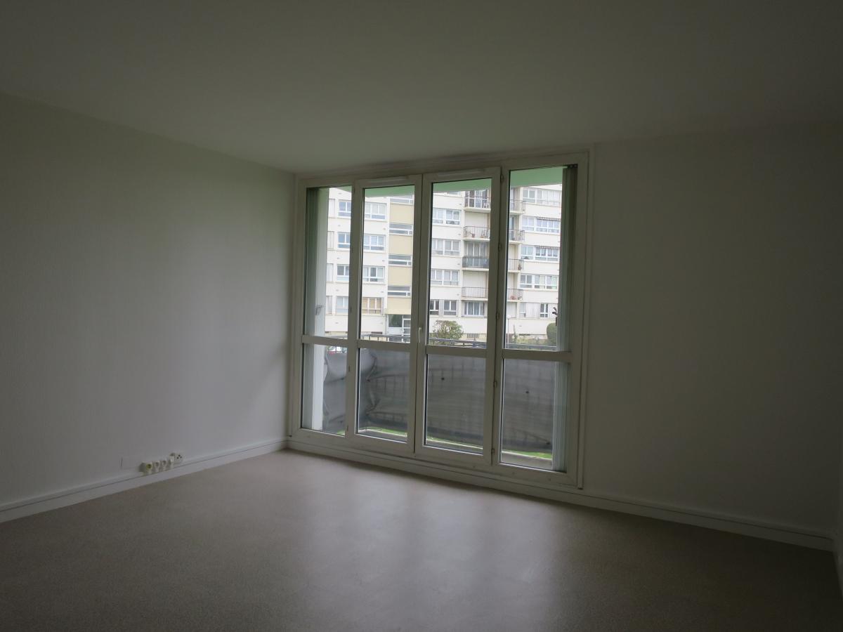 
																																							2 pièces - 
																																						1er étage - 53m² - 727,16 € - Photo #5