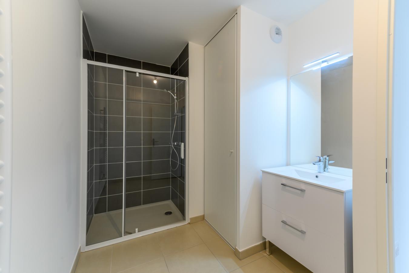 
																			3 pièces - 
																		3ème étage - 60m² - 1 435,85 € - Photo #5