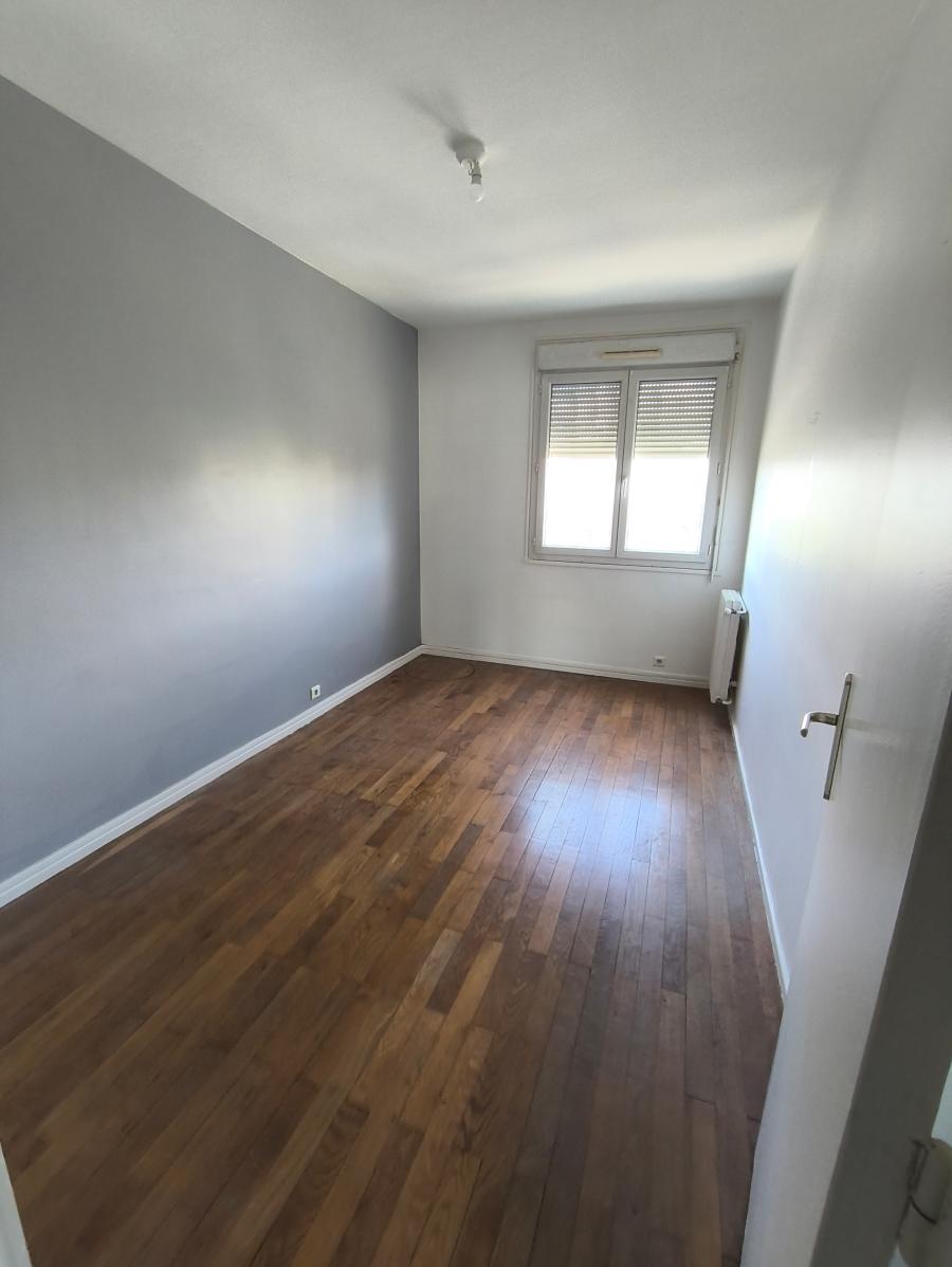 
																																							4 pièces - 
																																						5ème étage 275 000 € - Photo #5
