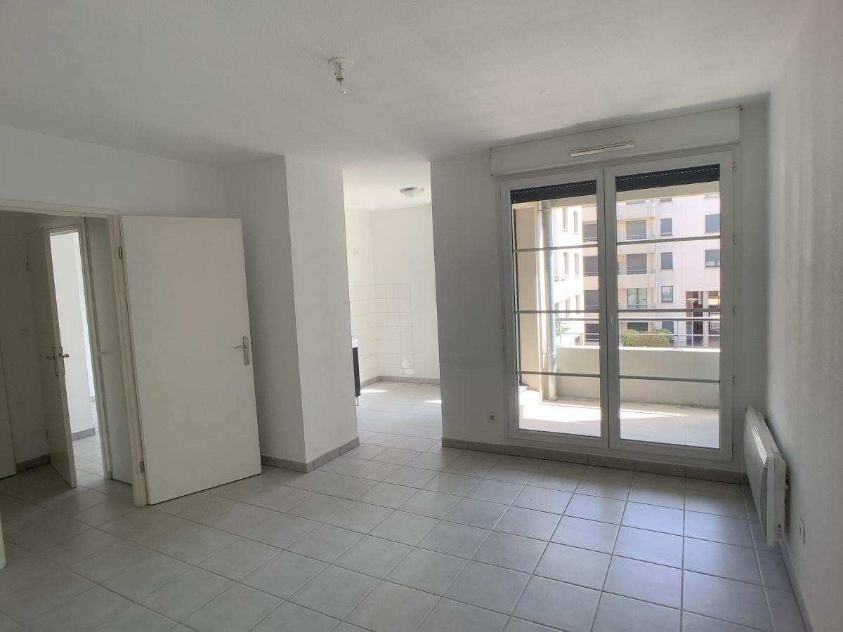 
																																							2 pièces - 
																																						2ème étage - 0m² - 126 700 € - Photo #3