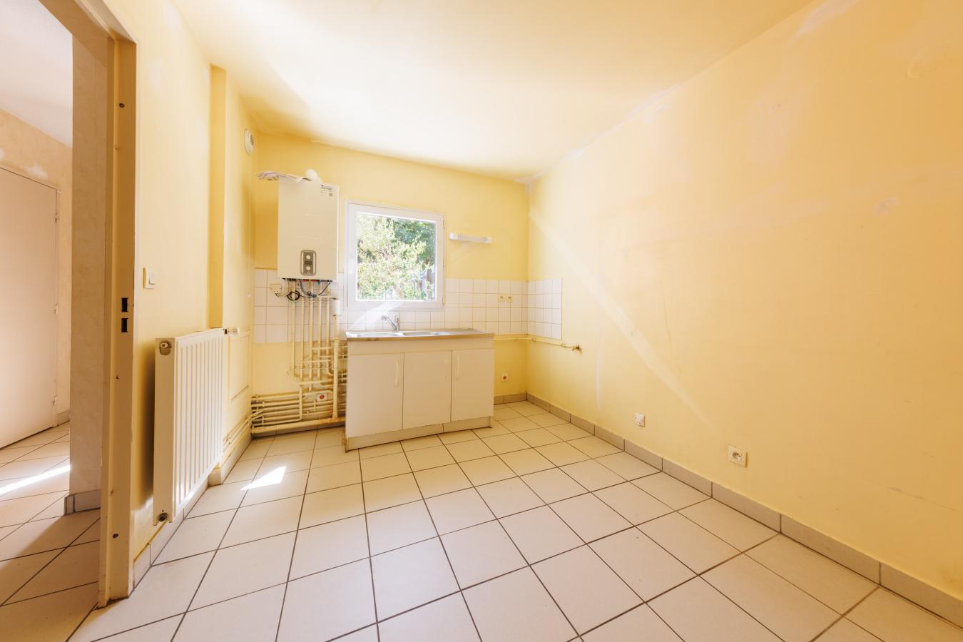
																			5 pièces - 
																		RDC - 95m² - 177 000 € - Photo #1