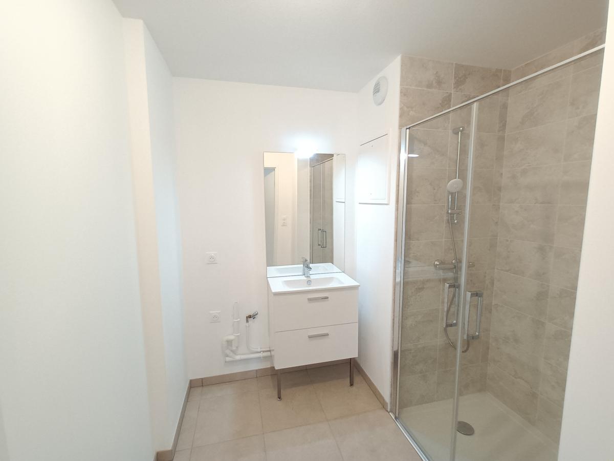 
																																							2 pièces - 
																																						4ème étage - 46m² - 729,73 € - Photo #3