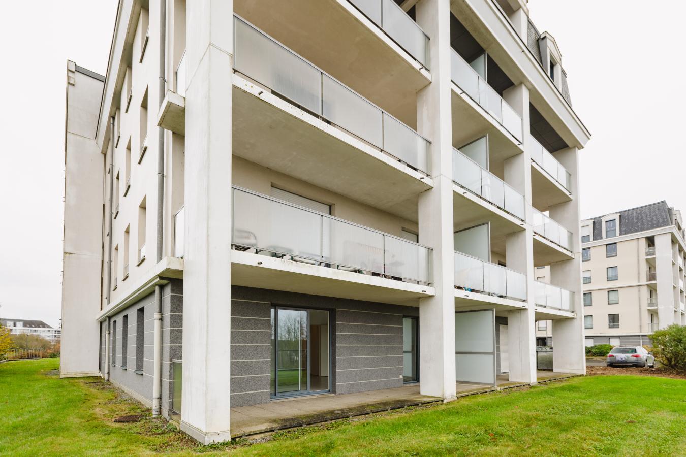 
																			3 pièces - 
																		RDC - 69m² - 216 000 € - Photo #5