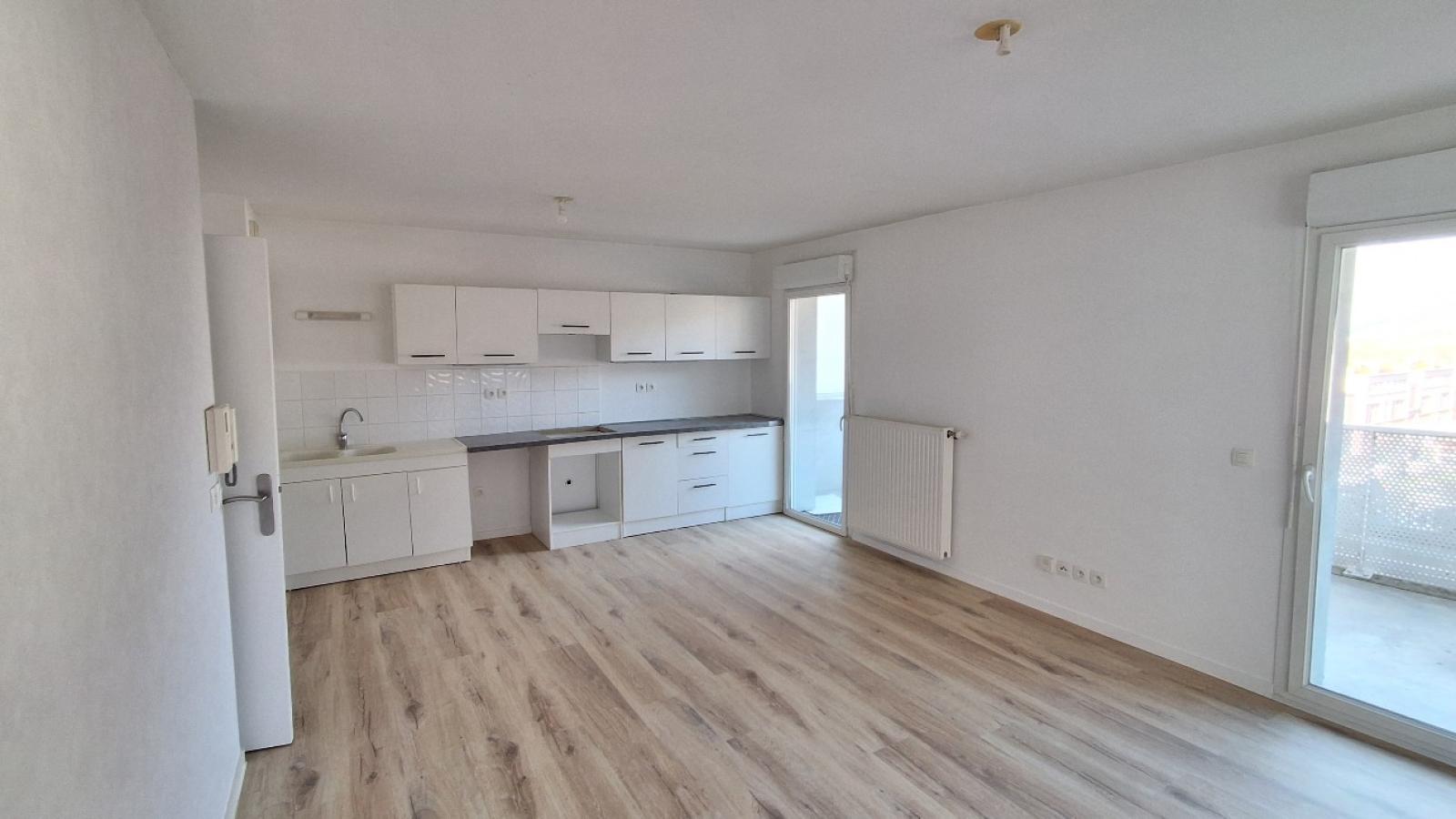 
																			3 pièces - 
																		6ème étage - 62m² - 937,49 € - Photo #2